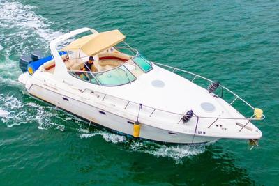 Enjoy  37' Cruiser in MIAMI!