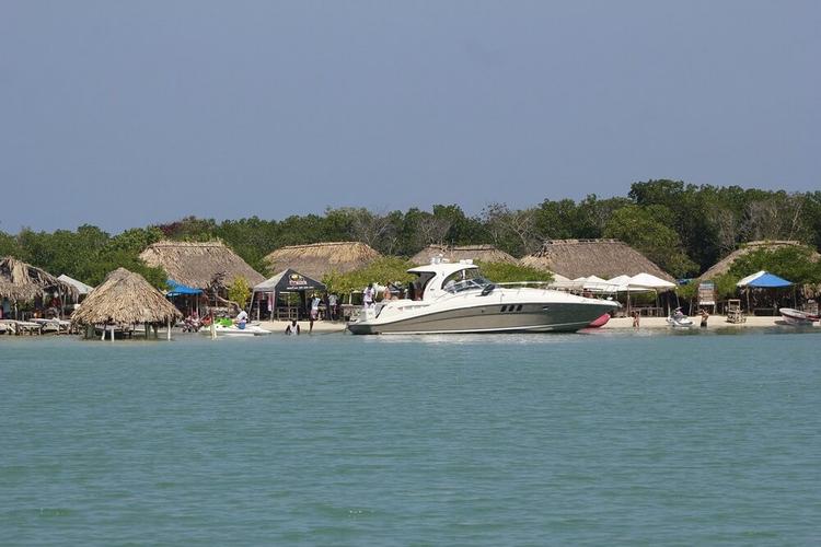 things-to-do-cartagena-colombia-boat-rentals-sailo