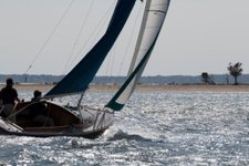 Sail the Hamptons in an Ensign!