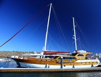 Experience La Paz Aboard this excellent ship