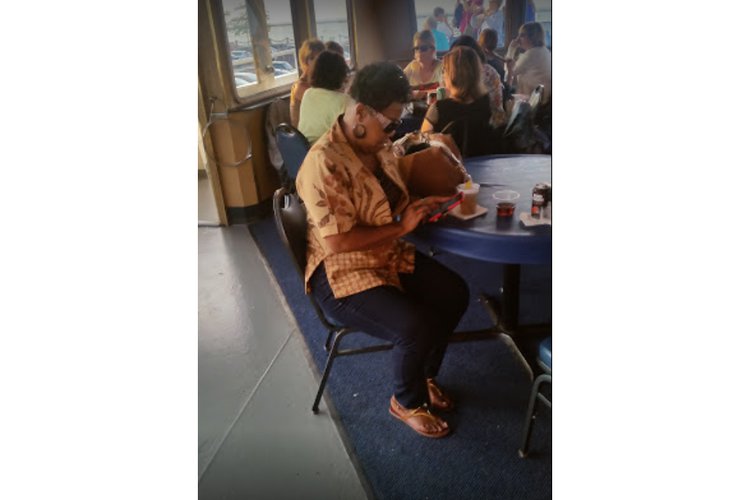 Boat Rental in Cleveland, Ohio Yacht Rides on Lake Erie from Sailo