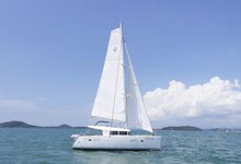 Set Sail in Phuket, Thailand onboard 39.3' Lagoon 400. Crewed.