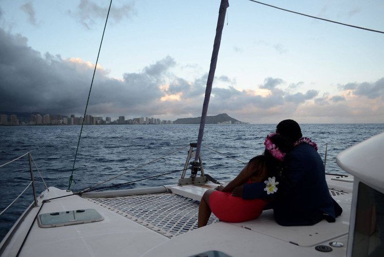 2000 Sailboat Rental Honolulu, HI 10762 Sailo