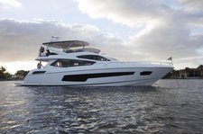 Enjoy Cruising in Sag Harbor, New York aboard Sunseeker 75