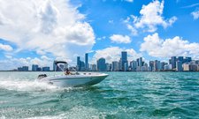 Be Your Own Captain – Top Miami Marina Boat Rental + Free Parking