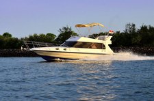 Take this awesome motor boat for a spin!