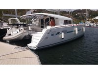 Unique experience on this beautiful Lagoon Lagoon 400 S2
