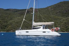 Have fun in the sun on this Whitsundays catamaran charter