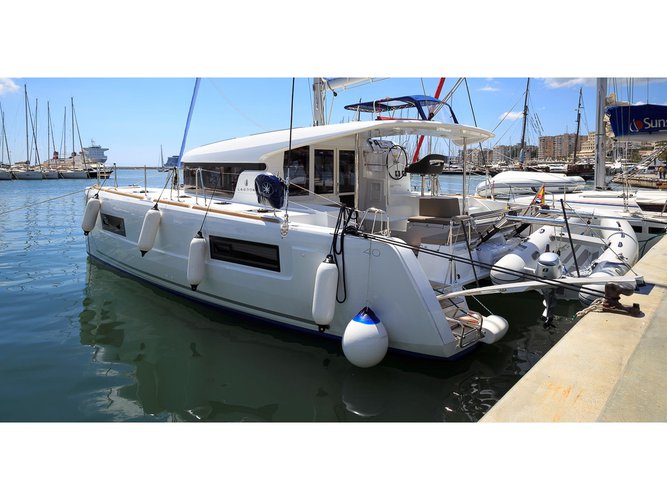 Palma de Mallorca Sailboat Rental Lagoon 40 32506 Sailo