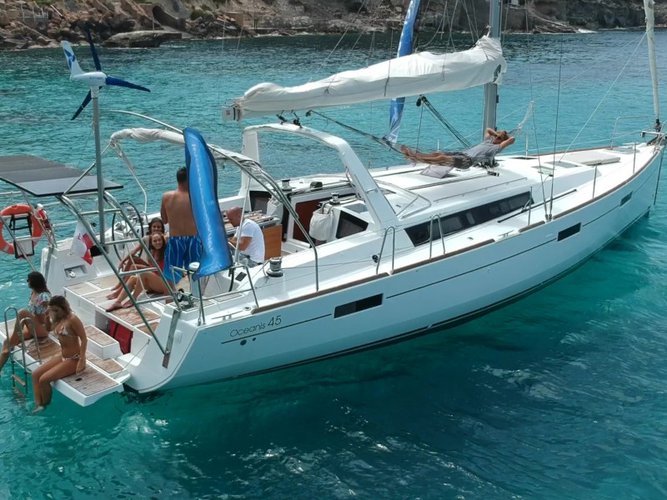 Palma de Mallorca Oceanis 45 Sailboat 45.7’ Rental 38763 Sailo