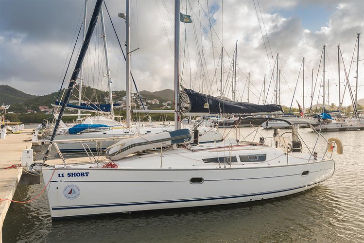Sailboat 31.0’ Jeanneau Rental in St. Lucia 8285 Sailo