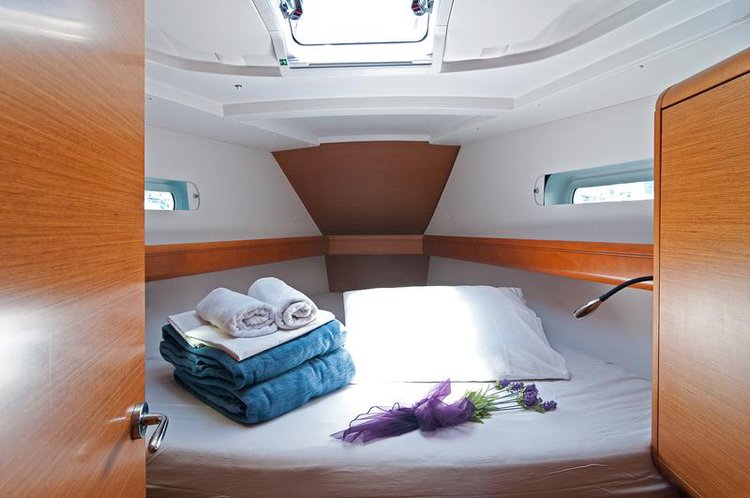 Hop aboard this amazing sailboat rental in Split region!