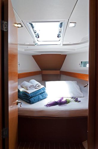 Hop aboard this amazing sailboat rental in Split region!