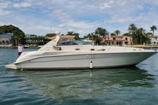 Enjoy Beautiful Miami's Waters on our 50' Sea Ray  Yacht w/ Captain and Mate