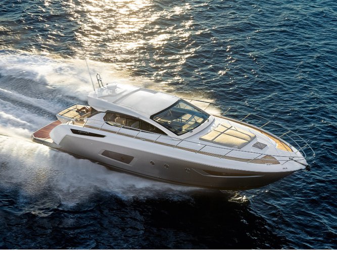 Charter this amazing motor boat in Šibenik