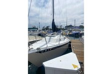 **Charming Sailing Oasis**