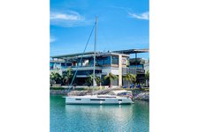 Live a special sailing experience - Snorkeling in clear turquoise waters