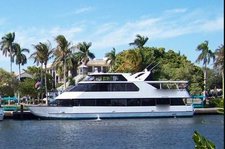 Explore Florida onboard 90' luxurious motor yacht