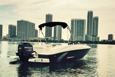 Excellent for Miami bay + free parking!