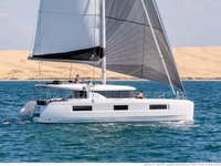 Hop aboard this amazing sailboat rental in Palma de Mallorca!