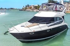 ENJOY THE MERIDIAN BOAT IN MIAMI !