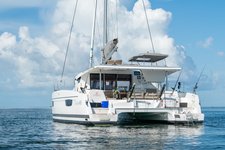 Catamaran Yacht up to 6 for the Day!