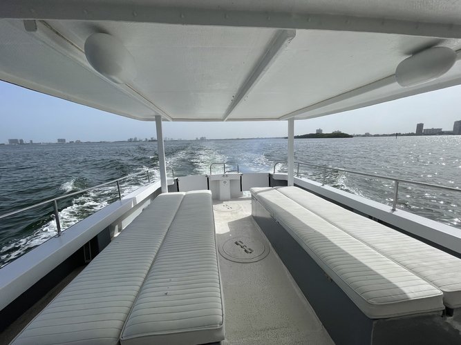 Boating is fun with a Flybridge in Miami