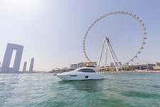 Luxury  yacht 52ft ,17 people capacity in dubai