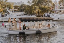 Experience the luxury of a private cruise on a 2022 beautifully decorated electric Sun Cruiser 22' Duffy boat.