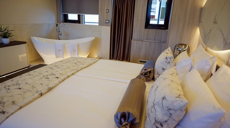 Boat rental in Split, 
