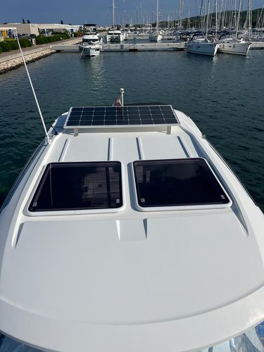 29.2 feet Jeanneau in great shape