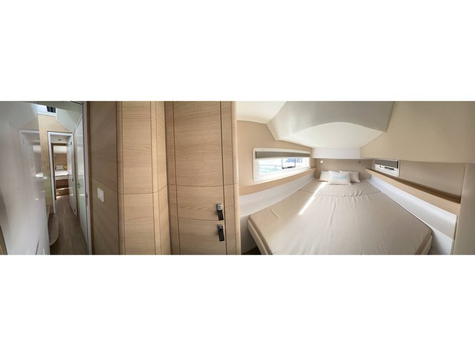 Hop aboard this amazing sailboat rental in València!