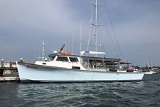 Newport Harbor Charters See Newport from the Sea!