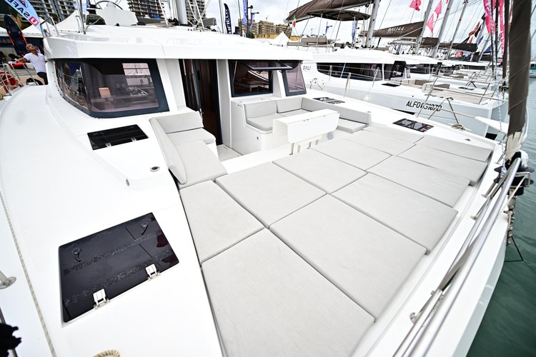 Catamaran boat for rent in Salerno