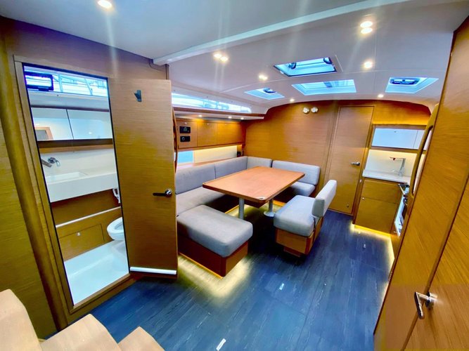 Monohull boat rental in Campania, Italy