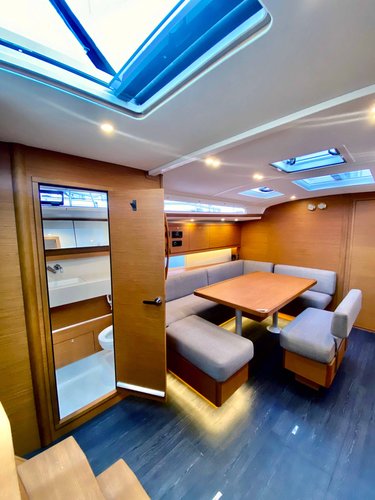 Monohull boat rental in Campania, Italy