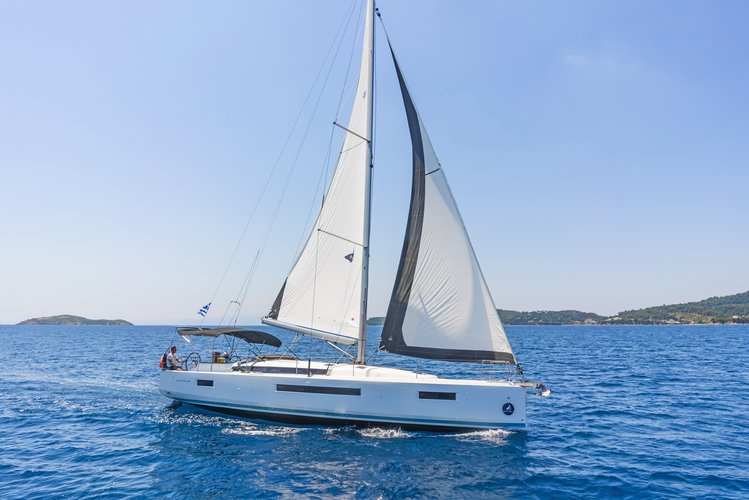 Boat for rent Jeanneau 47.3 feet in Skiathos/Sporades, Volos, Greece