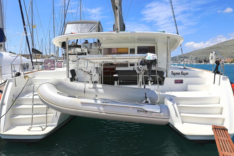 Lagoon-Beneteau boat for rent in Split region