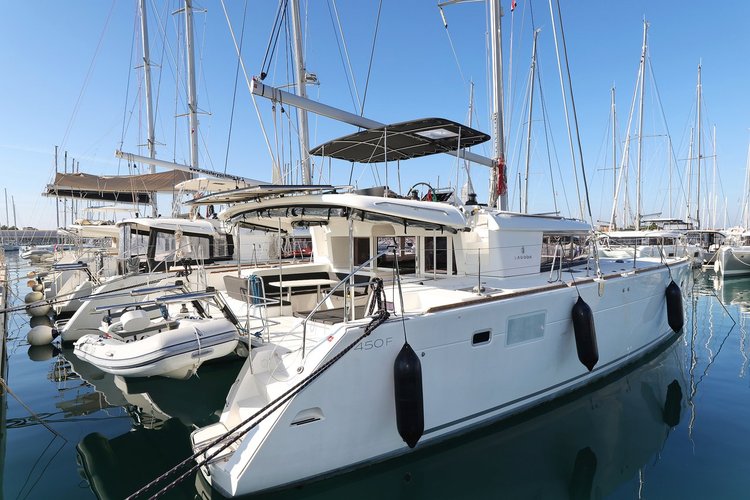 The perfect boat to enjoy everything Zadar region, HR has to offer
