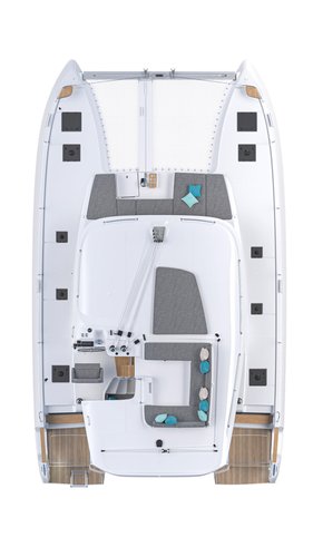 Up to 6 persons can enjoy a ride on this Lagoon-Beneteau boat