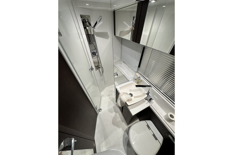 Up to 13 persons can enjoy a ride on this Motor yacht boat