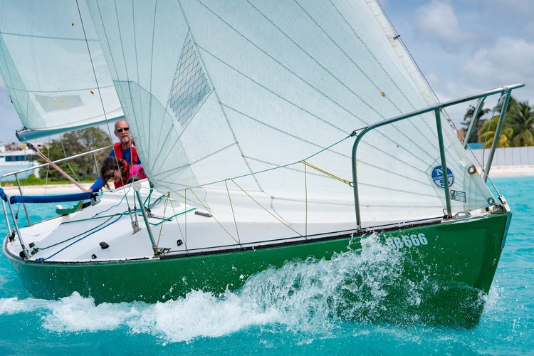 J/24 Day Sail – Adventure, Speed & Pure Sailing Fun!