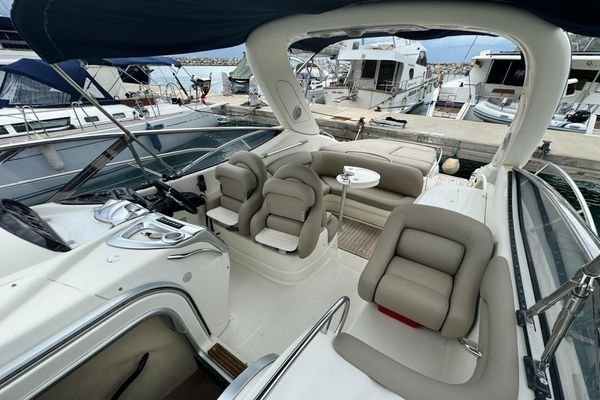 Cranchi's 41.0 feet in golfe juan