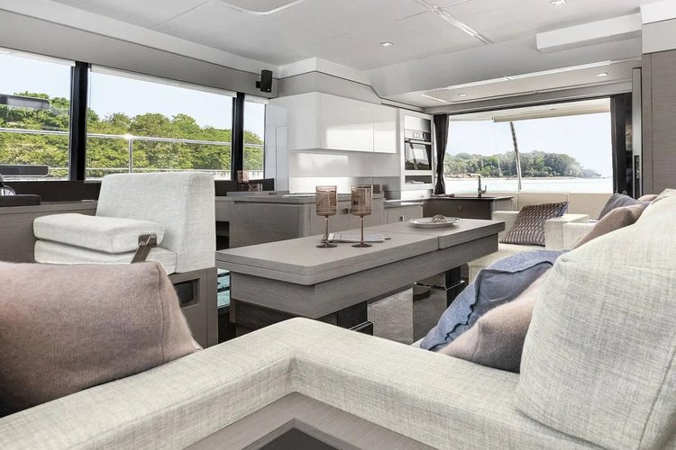Boat rental in St Petersburg, FL