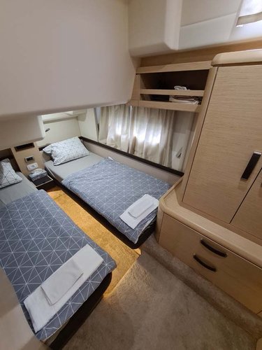 Up to 6 persons can enjoy a ride on this Motor yacht boat