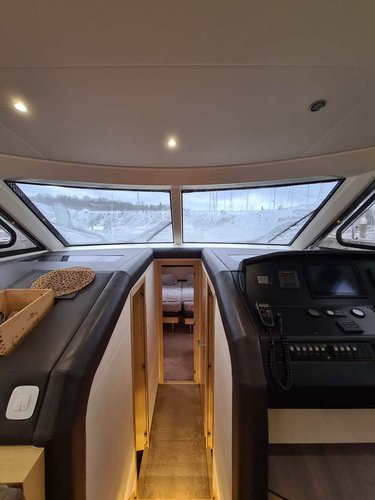 Motor yacht boat for rent in Primorska 