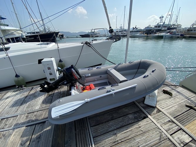 47.6 feet Bavaria Yachtbau in great shape