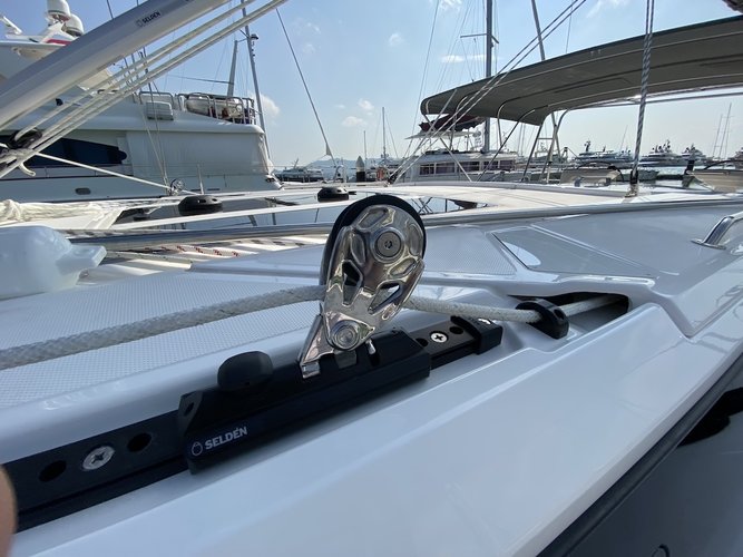 47.6 feet Bavaria Yachtbau in great shape