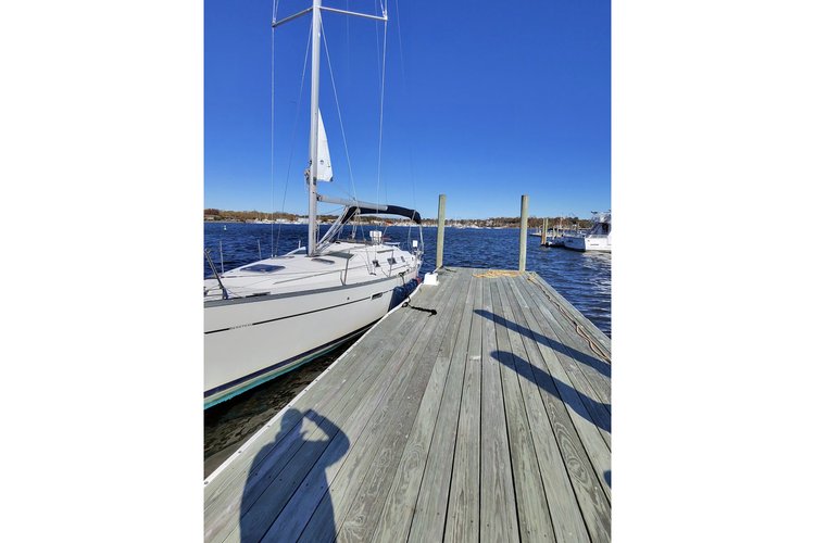 Boat for rent Beneteau 34.0 feet in Fathoms Hotel and Marina, NY
