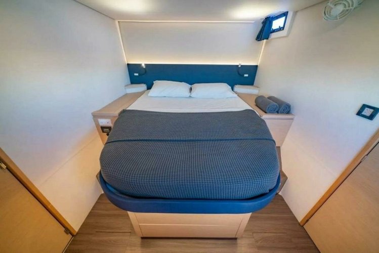 Discover La Paz, BCS surroundings on this Saba 50 Fountaine Pajot boat